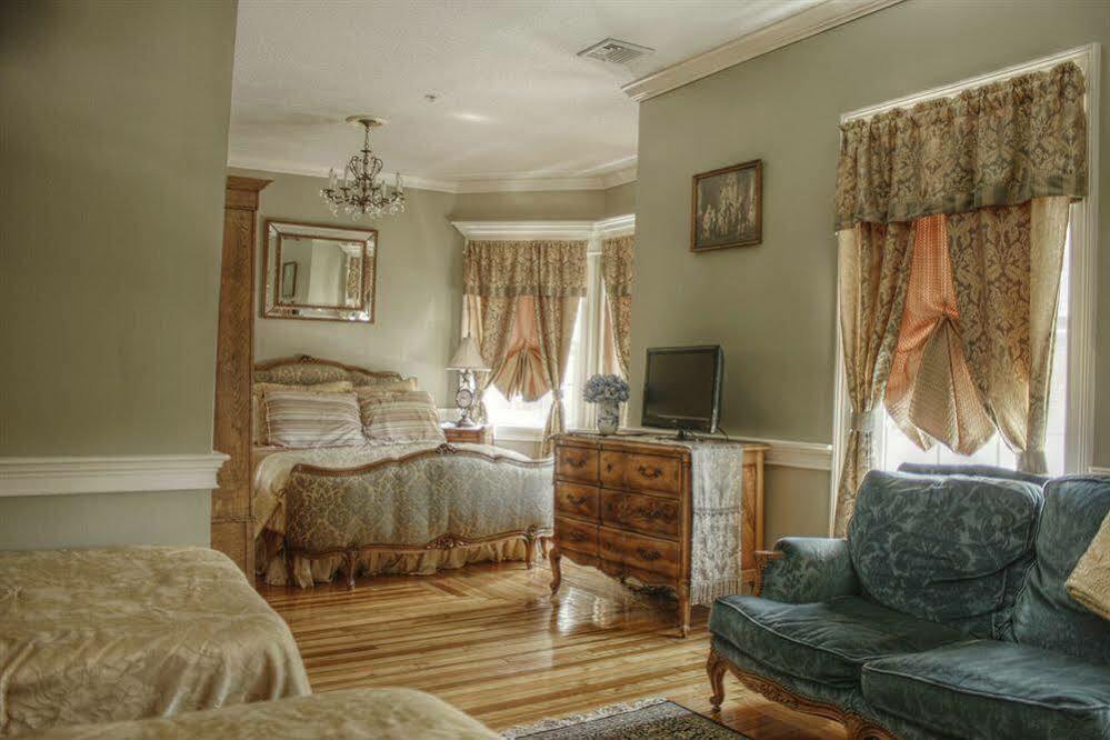 Naomi'S Inn Bed & Breakfast Спрингфилд Экстерьер фото